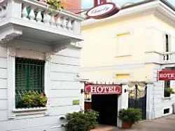 Hotel Charly