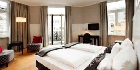 Victoria Hotel