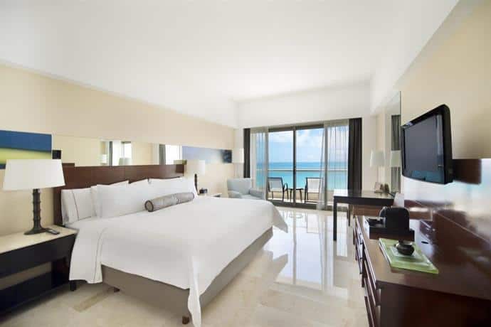 Live Aqua Beach Resort Канкун