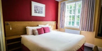 Le Ville Hotel