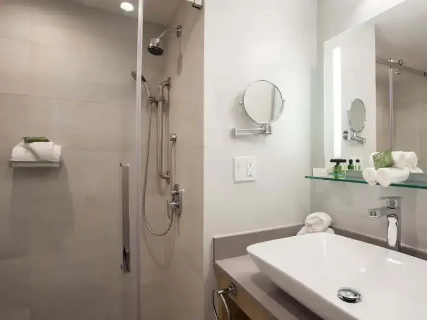 Best Western Plus Condado Palm Inn & Suites