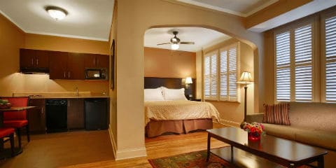 Best Western Plus® Hawthorne Terrace Hotel