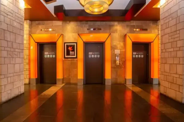 Sandman Suites Vancouver Hotel Canada