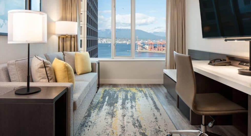 Отели Delta by Marriott Vancouver Downtown Suites