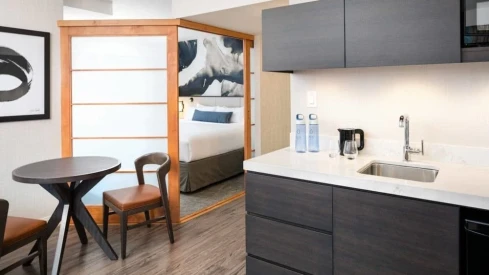 Delta Hotels by Marriott Vancouver Downtown Suites