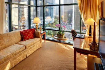 Hotel Le Soleil Vancouver Canada
