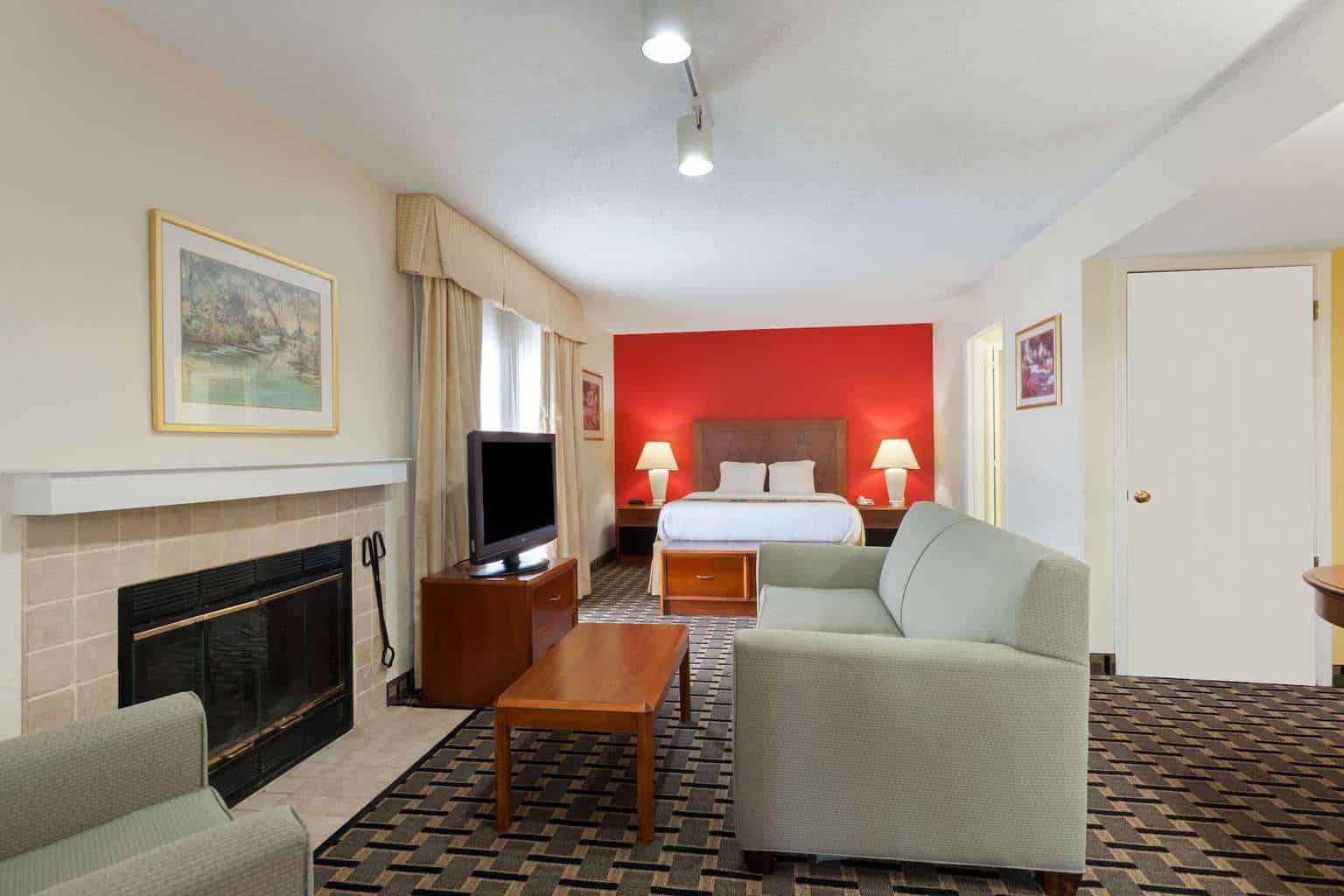 Suite Hawthorne oleh Wyndham Detroit Hotel Michigan
