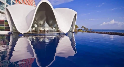 La Concha Renaissance San Juan Resort