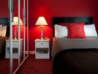 Moda Hotel Vancouver Canada