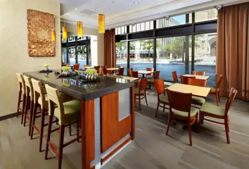 Hampton Inn Cleveland Downtown Hotel Ohio Gay-Friendly Cleveland Accommodation