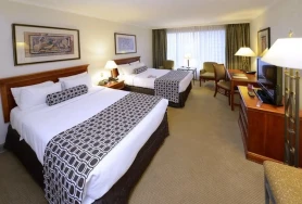 Crowne Plaza Santiago (TUTUP)