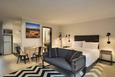 Max Executive Suites