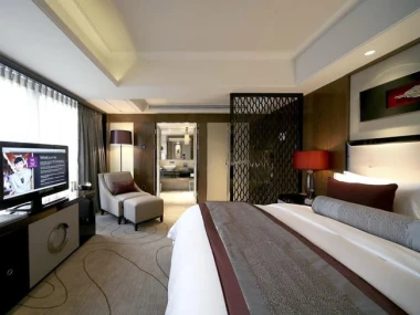 Pullman Shanghai Jing An (ex Grand Mercure Shanghai Zhongya)