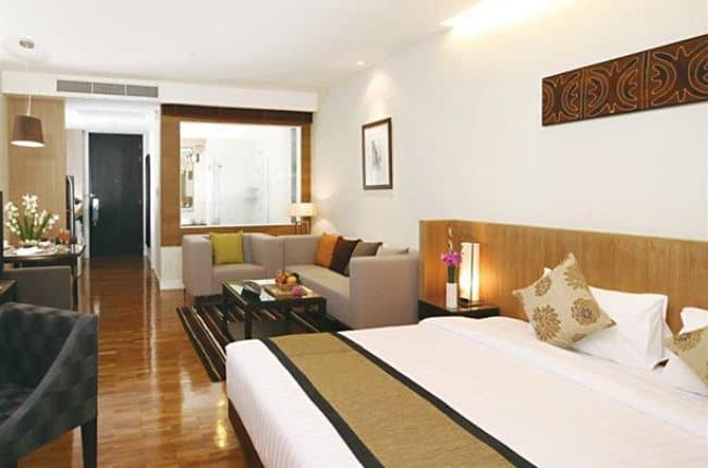 Kantary Hills Hotel y apartamentos con servicio