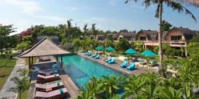 Vila Ombak Hotel