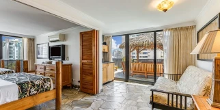 Castle Bamboo Waikiki
