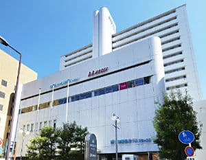 Uusi Hankyu Osaka -rakennus (entinen Shin Hankyu -hotellin lisärakennus)