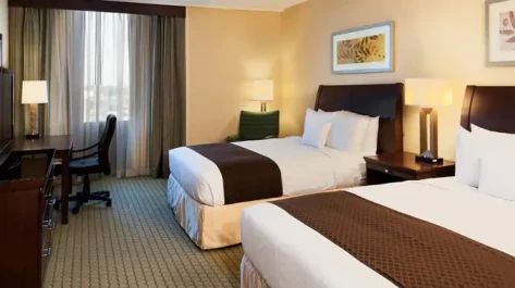 DoubleTree by Hilton Omaha Nebraska Hotel