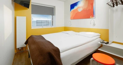 Hotel Cabin