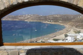 Elia Beach