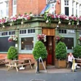 Richmond Arms - GESLOTEN