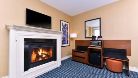 Fairfield Inn and Suites by Marriott Albany New York Hotel
