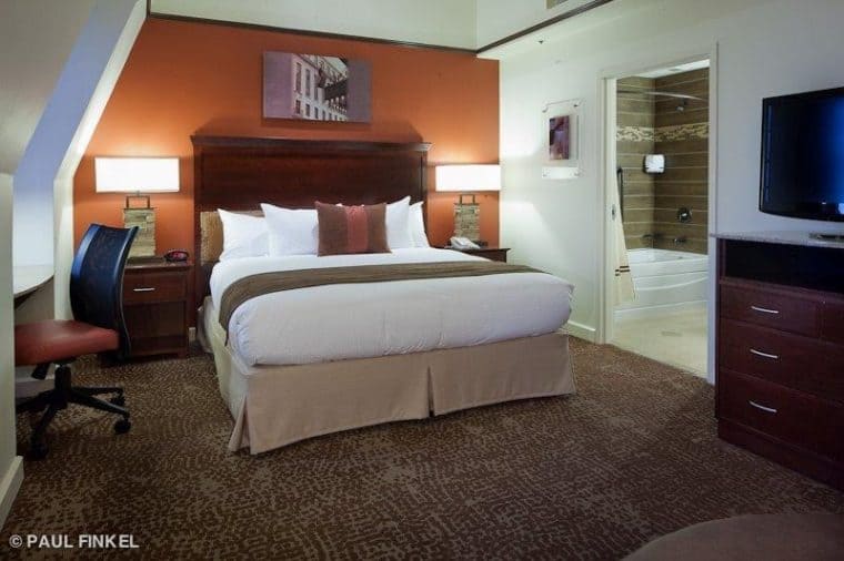 מלון אמילי מורגן DoubleTree Hilton San Antonio Texas