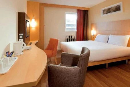 Ibis Belfast City Centre