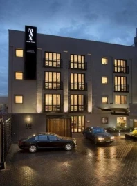Max Executive Suites