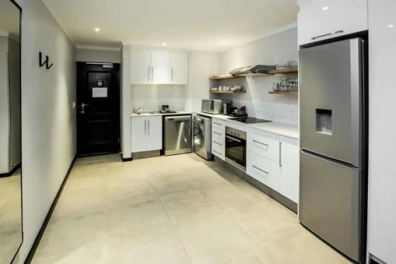 Max Executive Suites