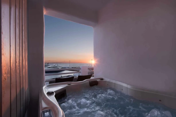 Riva Suites