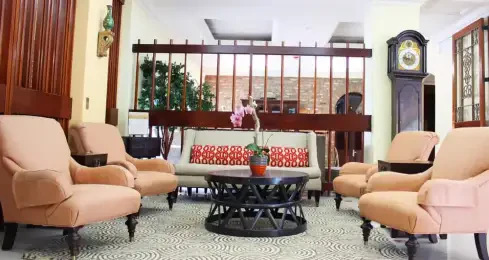 The Courtleigh Hotel & Suites