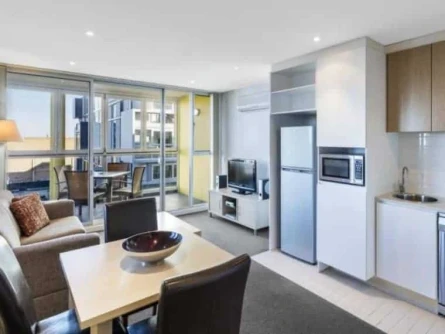 iStay Precinct Adelaide