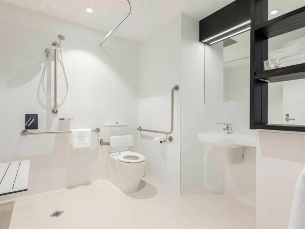 ibis Adelaide