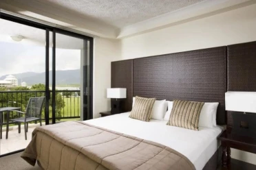 Mantra Esplanade Cairns