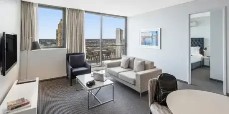 Meriton Suites Campbell Street