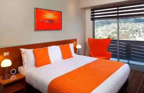 Mantra Charles Hotel Launceston