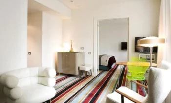 Hotel DeBrett