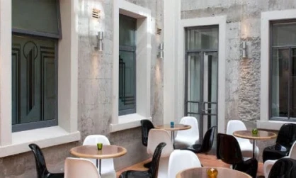 Hotel DeBrett