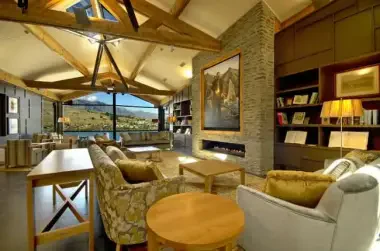 The Rees Hotel and Luxury Apartments