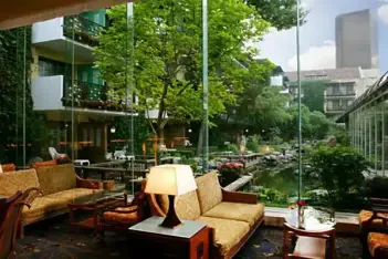 Jianguo Hotel
