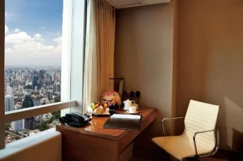 Vertical City Hotel