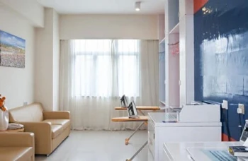 Holiday Inn Express Shenzhen Luohu