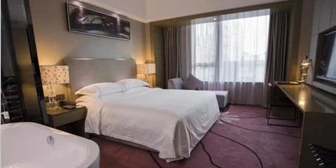 La_Perle_International_Hotel La Perle International Hotel
