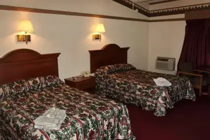 Executive Inn - Metropolis Complex