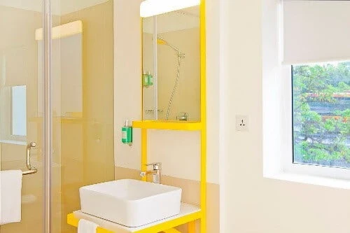 bloomrooms - Link Road