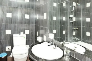 Hotel Grand United - 21st Downtown