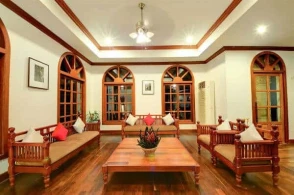Royal Crown Hotel e Spa