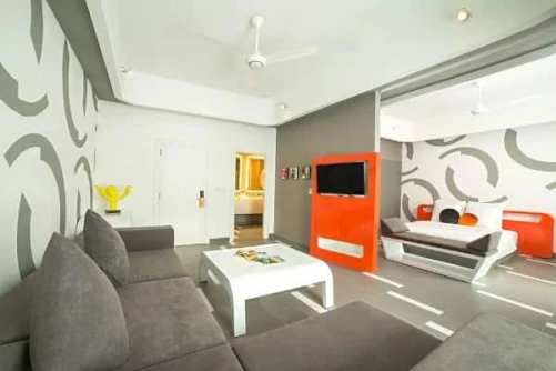 SUN & MOON Urban Hotel