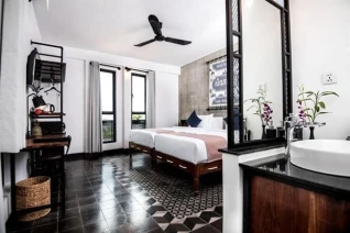 Aquarius Hotel & Urban Resort